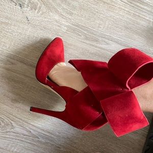 Aminah Abdul Jillil Red Bow Heels
